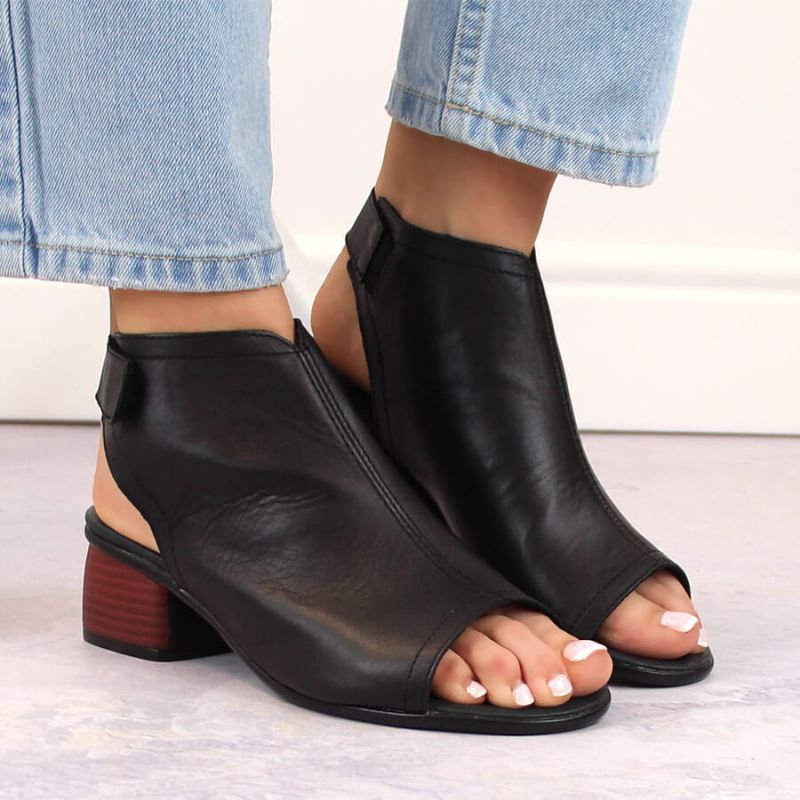 Leather comfortable sandals Remonte W RKR654 Footwear/Lifestyle/Rieker Your Sports Performance