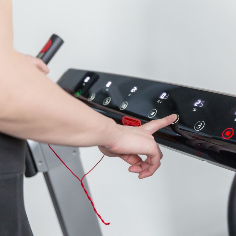 FLOW FITNESS ELECTRIC TREADMILL RUNNER DTM400i In preparation Your Sports Performance