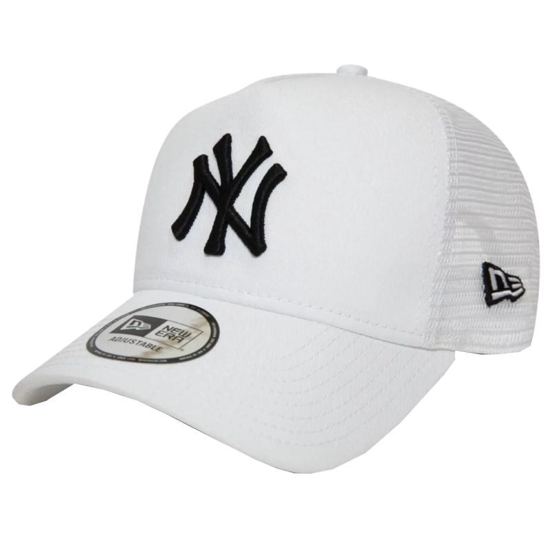 New Era Essential New York Yankees MLB Trucker Cap 12285467 Clothing/Lifestyle Your Sports Performance