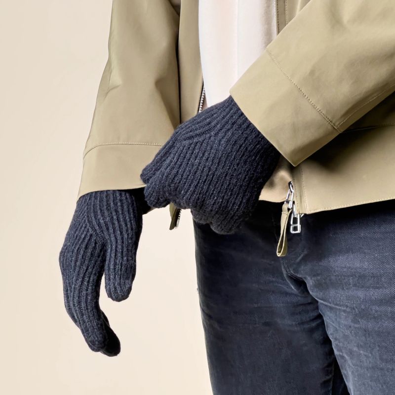 Braided telephone gloves with cut-outs for fingers - black Hurtel