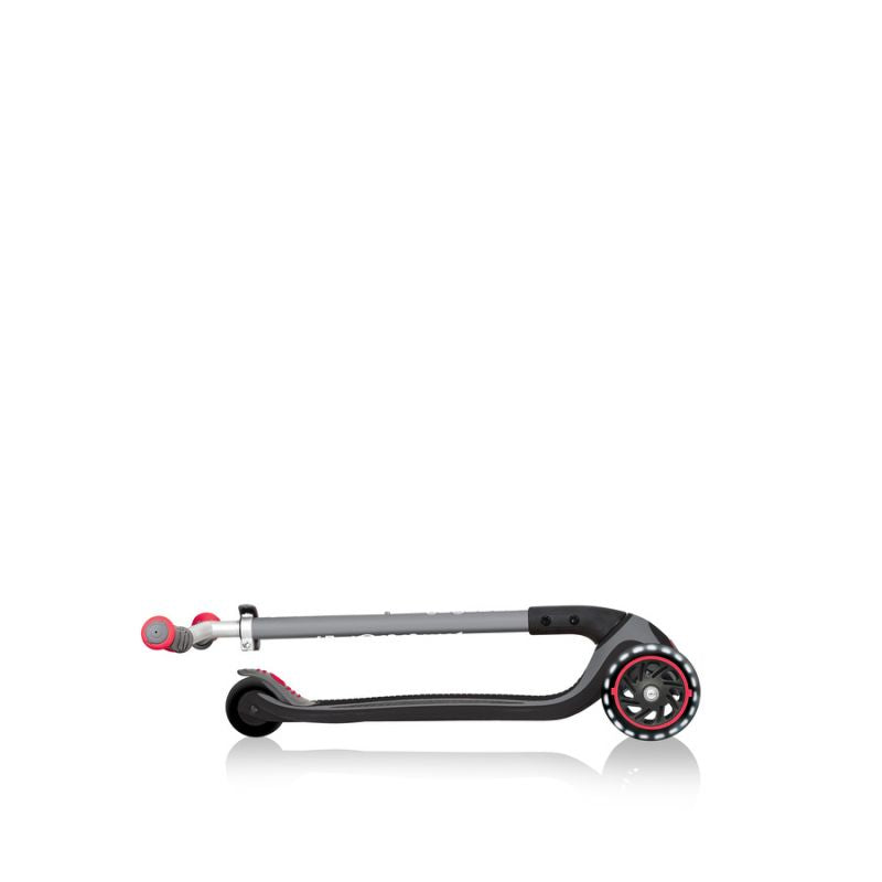 Scooter 3 wheels Globber Master Lights 662-120-2 HS-TNK-000015844 Accessories/Skating/Hulajnogi Your Sports Performance
