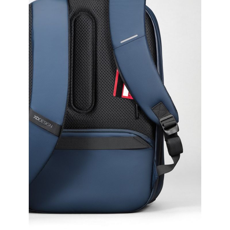 XD DESIGN BOBBY EDGE NAVY BACKPACK P/N: P705.502 Bagaż/Plecaki Your Sports Performance
