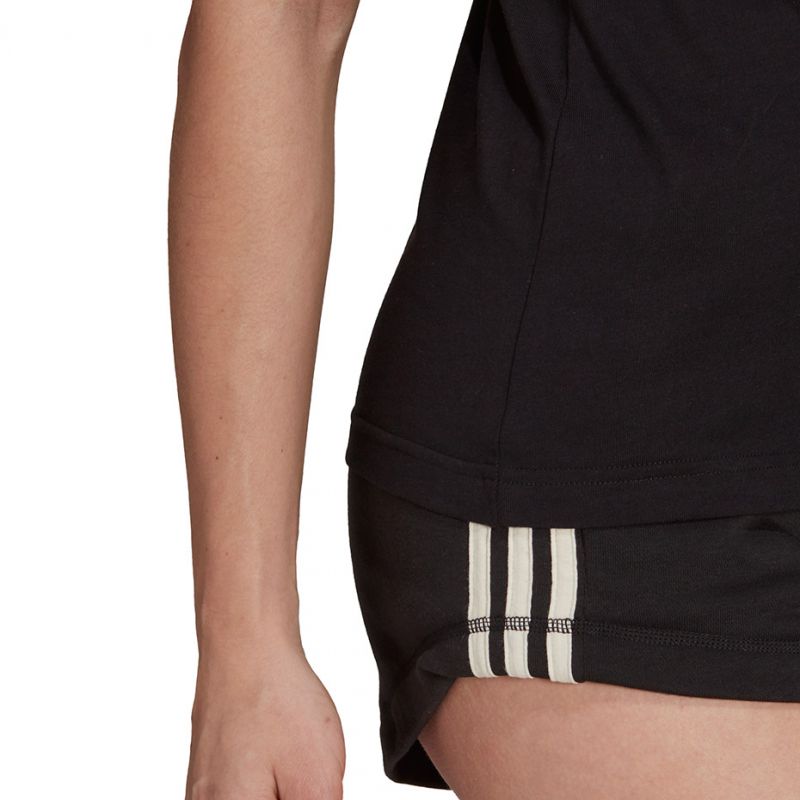 Adidas Floral Graphic Tee W GT8806 Clothing/Outdoor/T-shirts with short sleeves Adidas