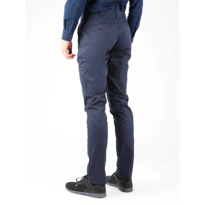 Wrangler Men's Chino Pants W14LOO49I In preparation Your Sports Performance