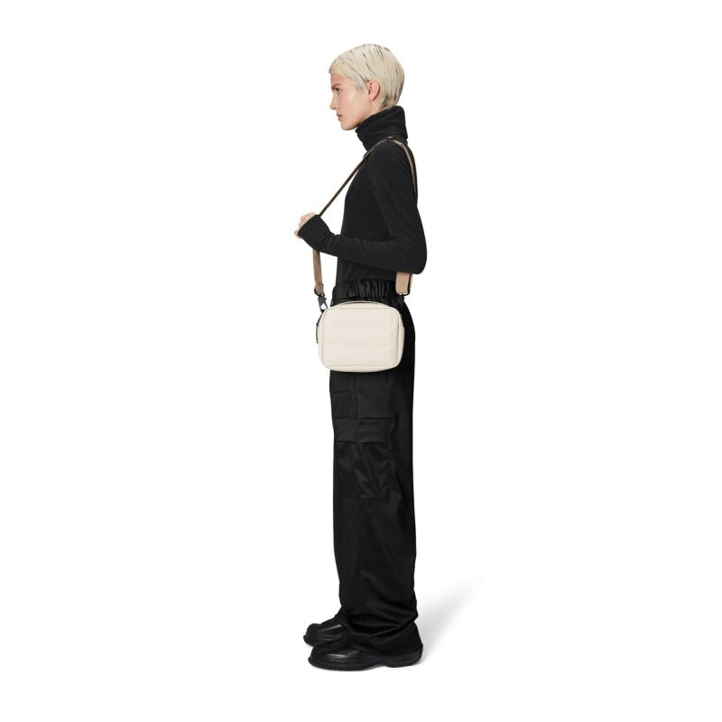 Rains SHIELD BOX BAG W3 14950 26 DUNE waterproof bag Rains