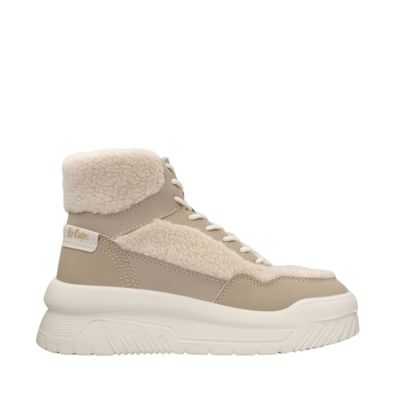 Lee Cooper W Shoes LCJ-24-47-3146LA Footwear/Outdoor/Lee Cooper Your Sports Performance
