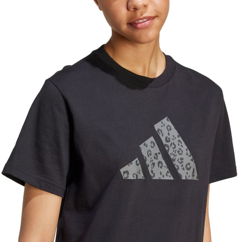 adidas Animal Graphic T-shirt W JV8536 Clothing/Lifestyle/T-shirts Adidas