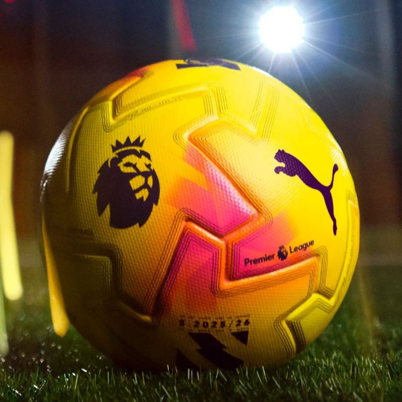 Puma Orbita Ultimate PL Lights Ball 084702-01 In preparation Your Sports Performance