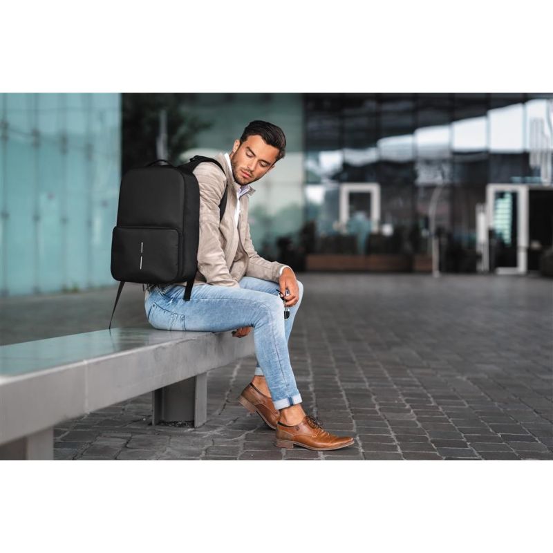 XD DESIGN ANTI-THEFT BACKPACK FLEX GYM BAG BLACK P/N: P705.801 Import z Action/Bagaż/Plecaki Your Sports Performance