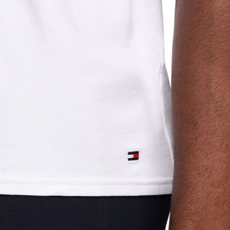 Tommy Hilfiger Stretch Vn Tee Ss 3Pack M UM0UM03137 Clothing/Lifestyle/T-shirts/Tommy Hilfiger Tommy Hilfiger