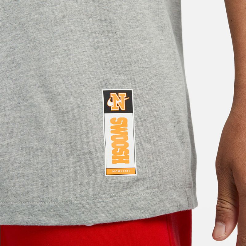 Nike Sportswear T-shirt FD1320-063 Clothing/Lifestyle/T-shirts Nike
