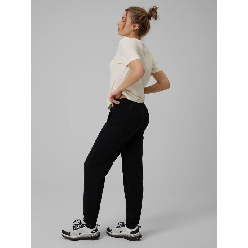 Women's jogger sweatpants 4F 4FRSS26TTROF1724-20S 4f