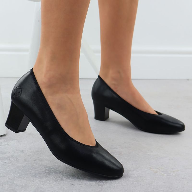 Women's leather pumps with a low heel, black Rieker 44650 Footwear Your Sports Performance
