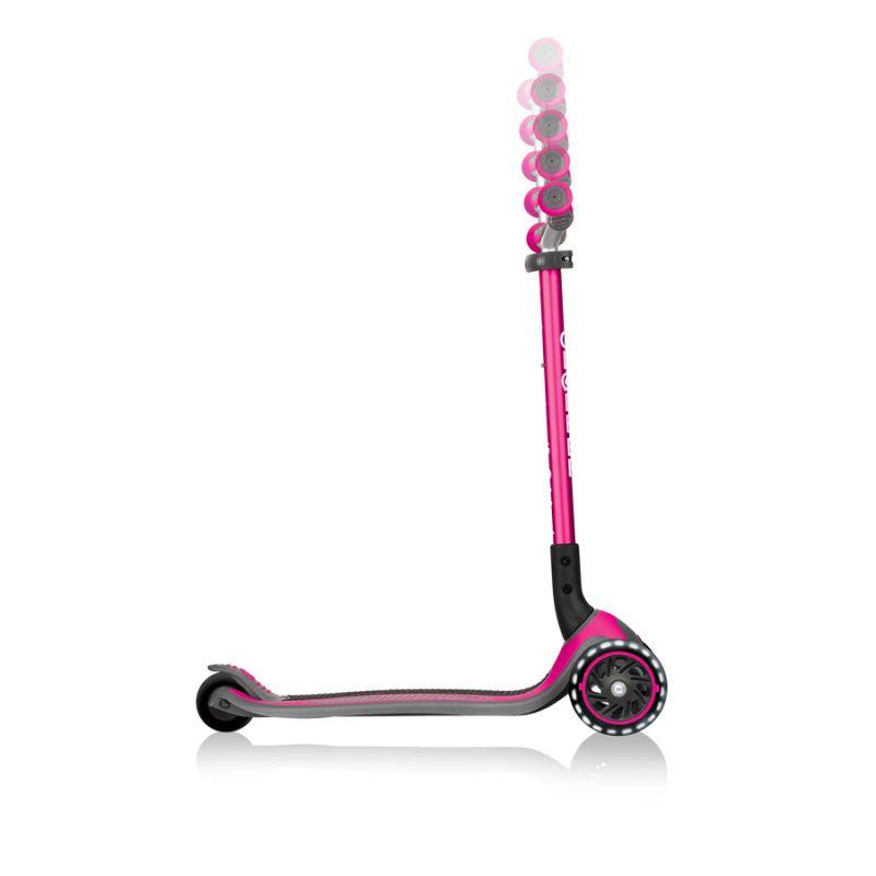 Scooter 3 wheels Globber Master Lights 662-110-2 HS-TNK-000011357 Accessories/Skating/Hulajnogi Your Sports Performance
