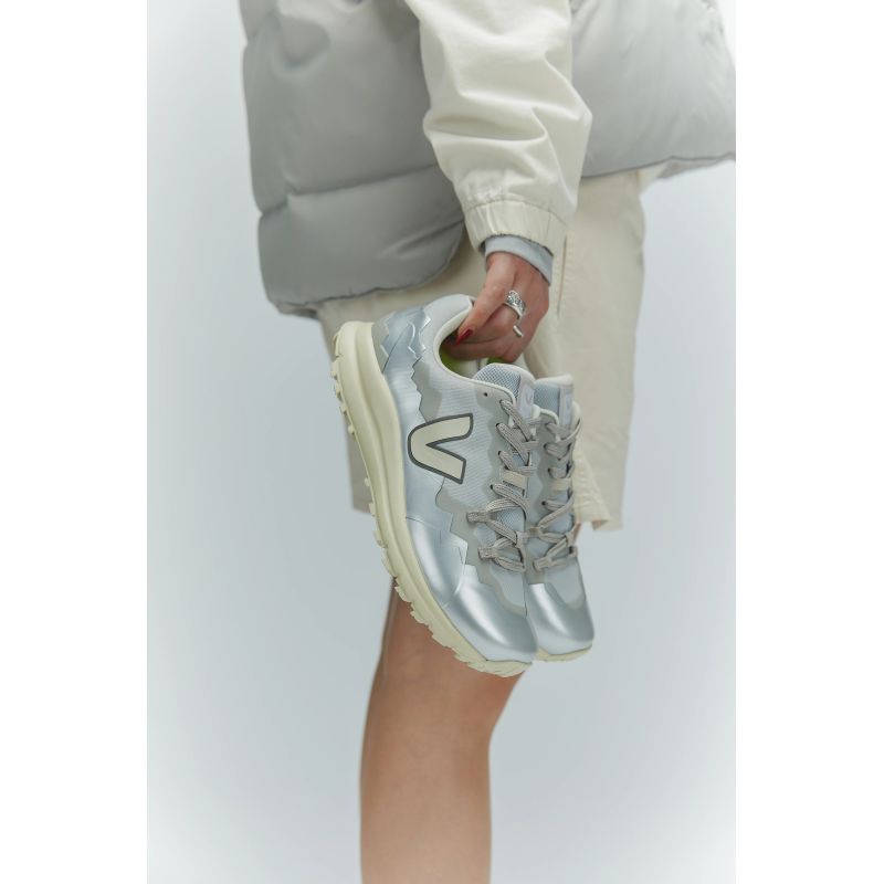 Veja FITZ ROY LI TREKSH SHARK_PIER_SILVER women's shoes (FT2320588A) In preparation Your Sports Performance