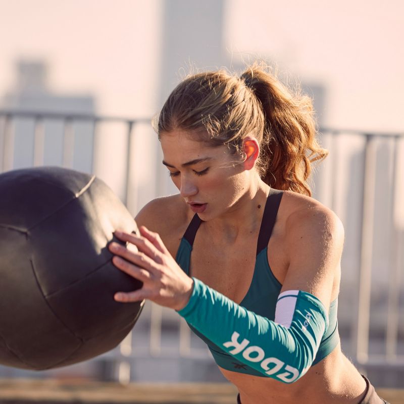 Compression sleeves Reebok Activchill Rasl-13025GN Accessories/Strippers, sleeves Reebok