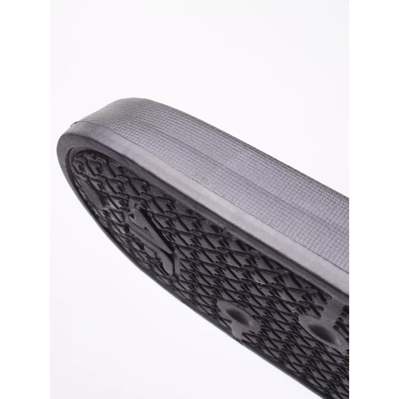 Women's pool flip-flops 4F 4FSS23FFLIF068-20S Kobieta/Obuwie/Klapki i japonki/Klapki Your Sports Performance