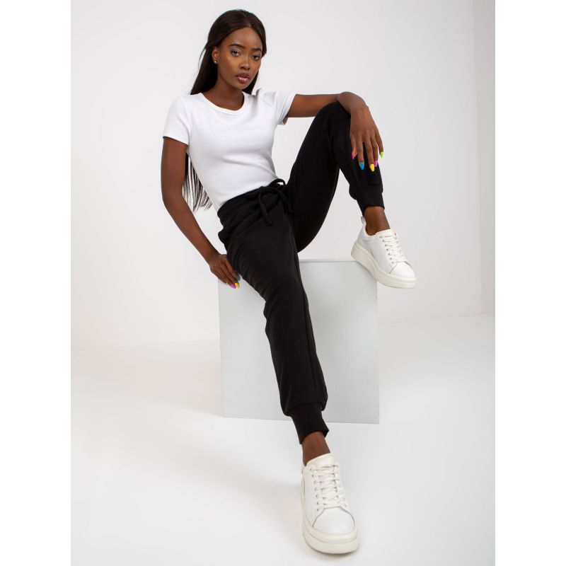 Black basic sweatpants with pockets (B-005.11X) In preparation Your Sports Performance