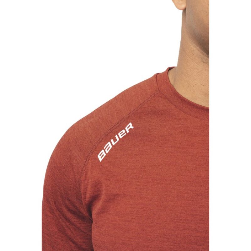 Bauer Team Tech Tee Sr M 1063252 Clothing/Lifestyle/T-shirts/Brugi Bauer