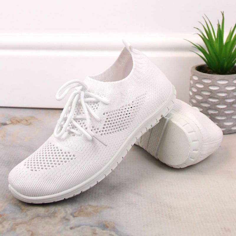 News W EVE211C slip-on sneakers white Footwear/Lifestyle/News Your Sports Performance