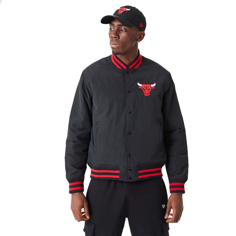 New Era NBA Chicago Bulls Script Bomber Jacket - 60332203 Odzież/Odzież na co dzień Your Sports Performance