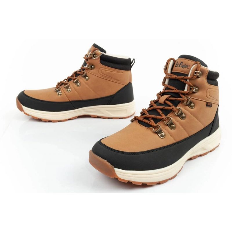 Lee Cooper M LCJ-24-03-3035M shoes Footwear/Outdoor/Lee Cooper Your Sports Performance