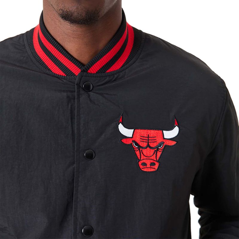 New Era NBA Chicago Bulls Script Bomber Jacket - 60332203 Odzież/Odzież na co dzień Your Sports Performance