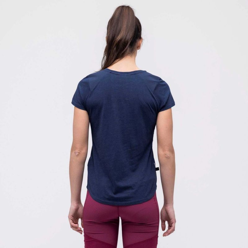 Salewa Alpine Hemp Print W 28115-3960 T-shirt Clothing/Outdoor/T-shirts with short sleeves Your Sports Performance