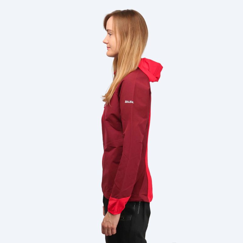 Salewa Agner Engineered Dst W Jkt 26933-1881 Clothing/Outdoor/Salewa Your Sports Performance