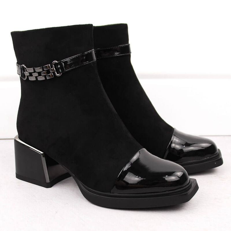D&amp;A S.Barski ankle boots with decorative heel Premium Collection W MR880-018 OLI269A Footwear/Lifestyle/S.Barski Your Sports Performance