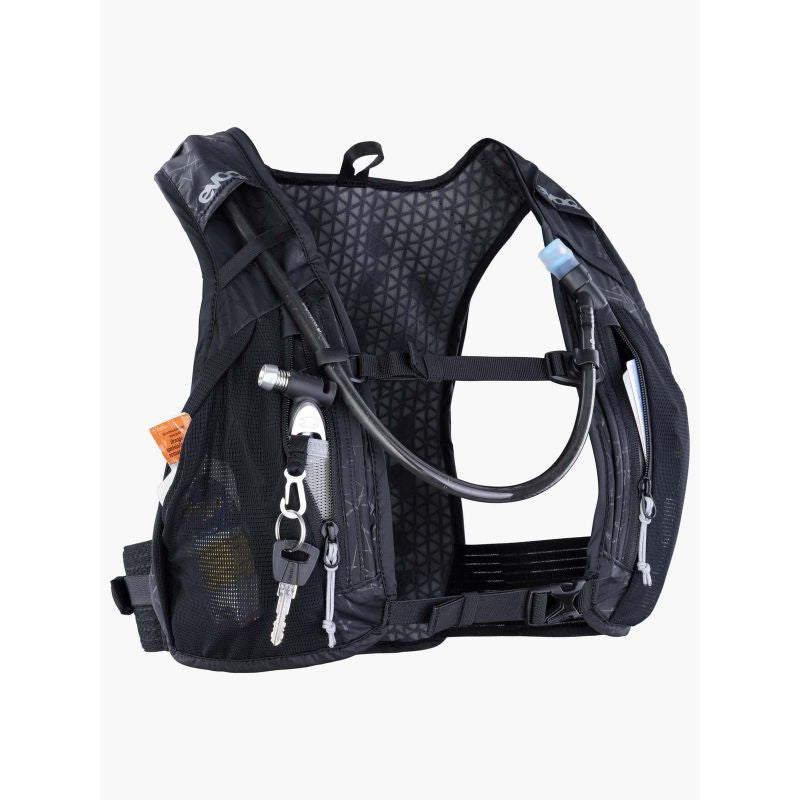 EVOC Hydro Pro 6 vest backpack + Hydration 1.5l reservoir black