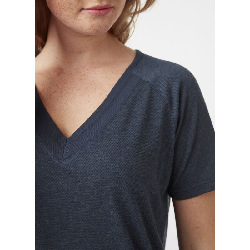 Helly Hansen Siren T-shirt W 30244 597 Clothing/Training/Helly Hansen Your Sports Performance