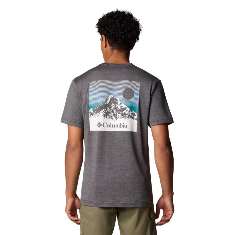 Columbia Kwick Hike Back Graphic SS Tee 2071754014 Black L Clothing/Outdoor/T-shirts with short sleeves/Columbia Your Sports Performance
