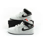 Nike Air Jordan 1 women's high-top sports shoes fashionable sneakers white black