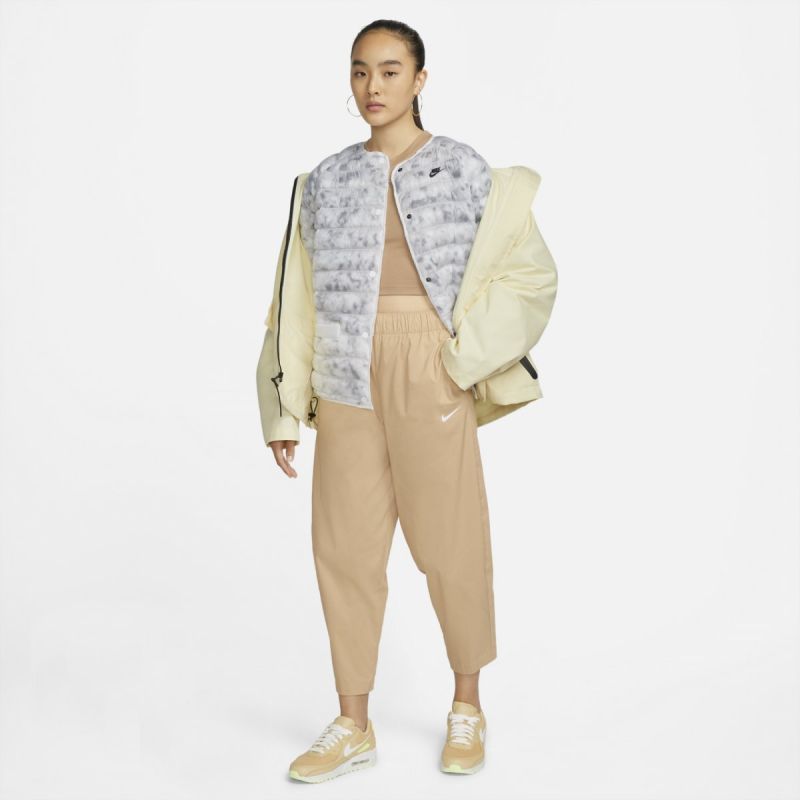 Nike Sportswear Therma-FIT Tech Pack W DD4660-715 jacket Clothing/Outdoor Nike