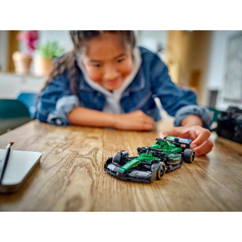 LEGO Speed Champions 77245 Aston Martin Aramco AMR24 In preparation Your Sports Performance