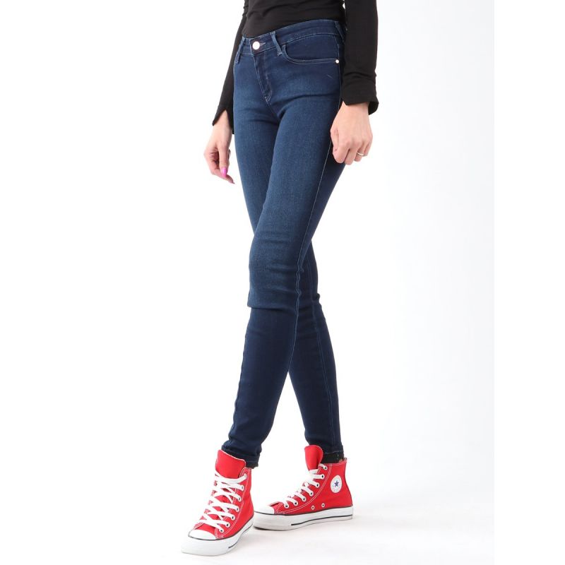 Wrangler Super Skinny True Beauty Jeans W W29JBV94Z Clothing/Lifestyle/Trousers, shorts/Wrangler Your Sports Performance