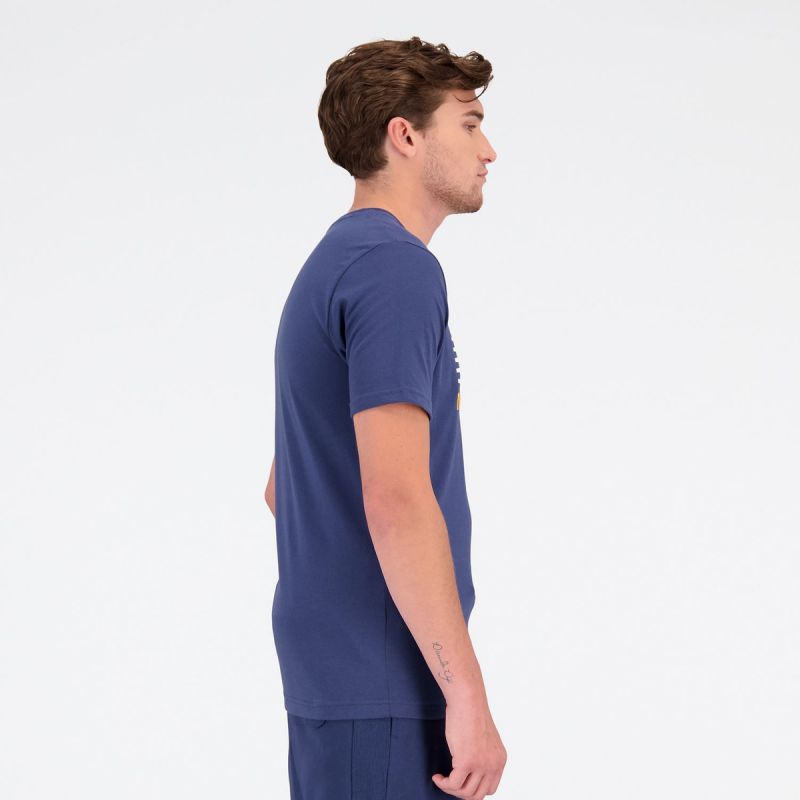 New Balance Top Nb Sport Core Plus Graphic T-shirt NNY M MT23904NNY Clothing/Lifestyle/T-shirts/New Balance New Balance