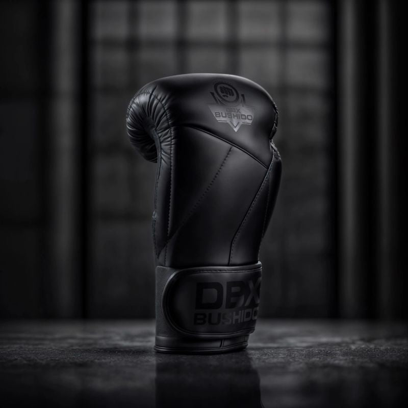 10oz Boxing Gloves - Hammer Black - Valor Series rękawice treningowe Your Sports Performance