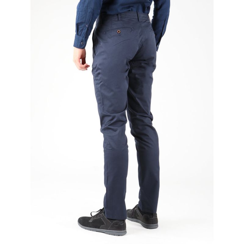 Wrangler Men's Chino Pants W14LOO49I In preparation Your Sports Performance