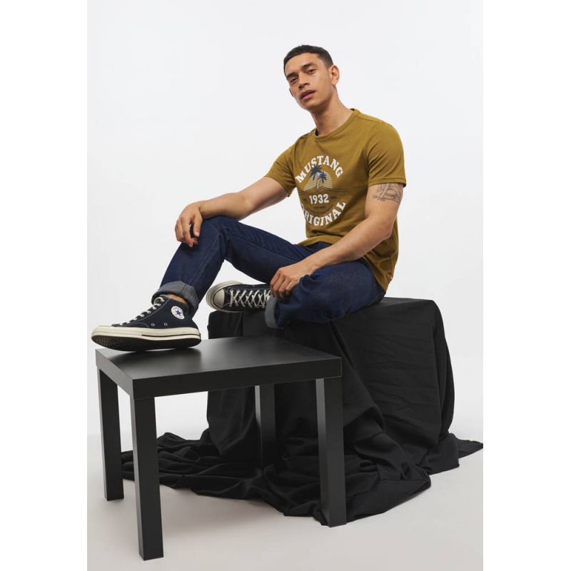 Mustang T-shirt Alex C Print M 1012520 6370 Clothing/Lifestyle/T-shirts/Mustang Your Sports Performance
