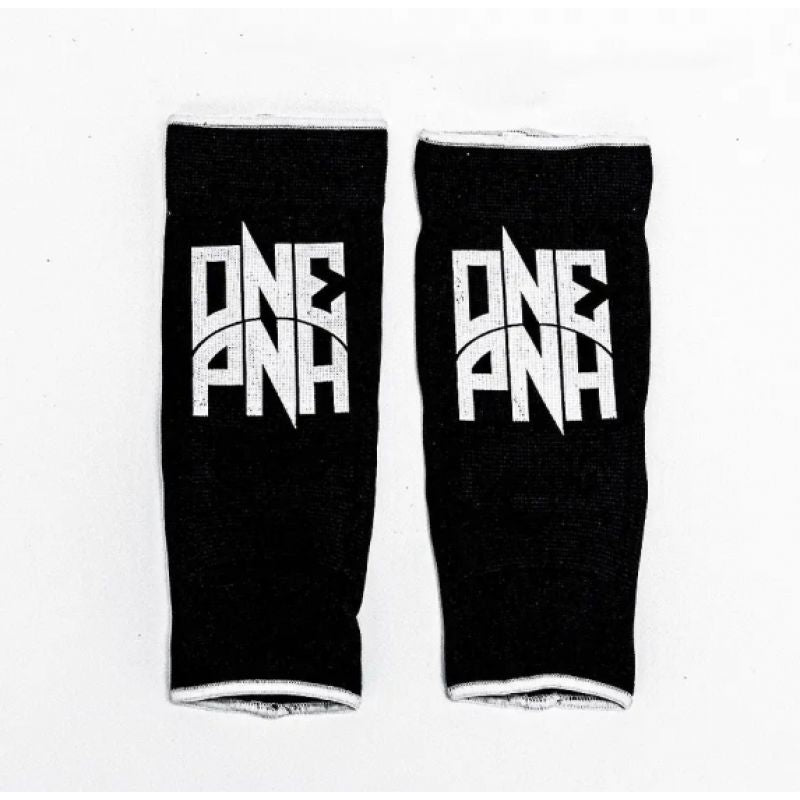 Flexible ankle protector "ONE PUNCH" 08256-01M Accessories/Protectors and knee pads Your Sports Performance