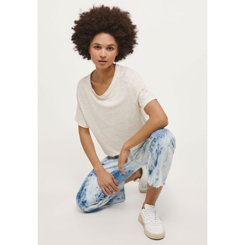 Mustang Alina C Linen T-shirt W 1013788 2045 Clothing/Lifestyle/T-shirts/Mustang Your Sports Performance