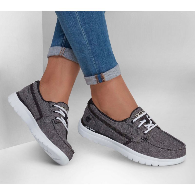 Skechers On The Go Flex Shoes W 136453 BKW Footwear/Lifestyle/Skechers Skechers