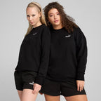 Puma Women's ESS Small No. 11 Logo Relaxed Crew Sweatshirt Black 684975 01