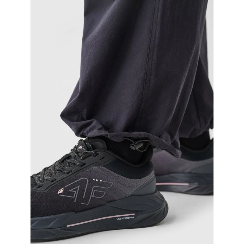 Women's casual cargo pants 4F 4FRAW24TTROF1169-20S *Kategoria tymczasowa Your Sports Performance