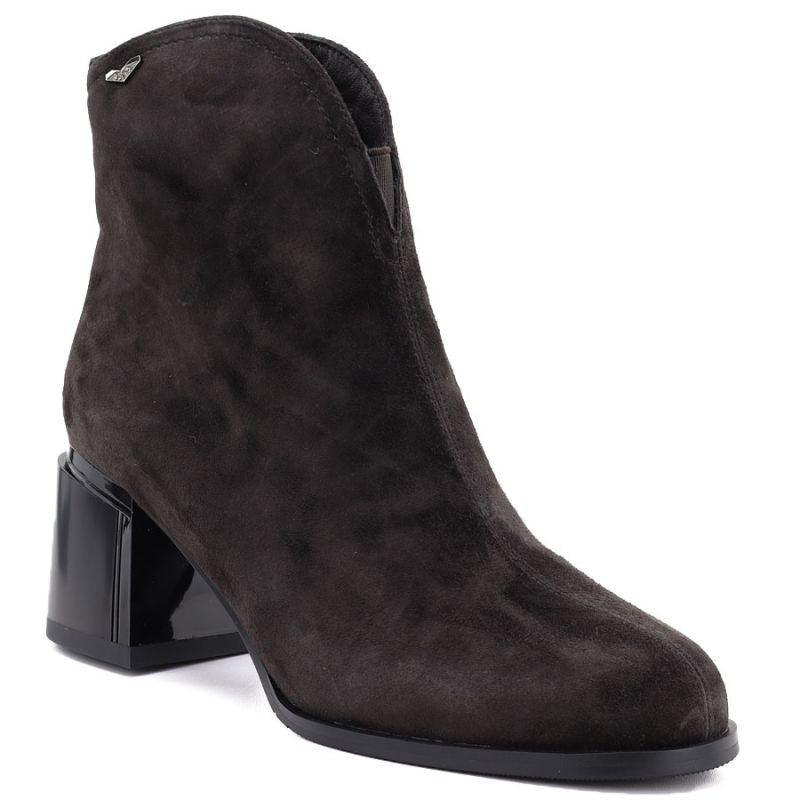 Women's leather ankle boots with high heels, chocolate, Vinceza 91178