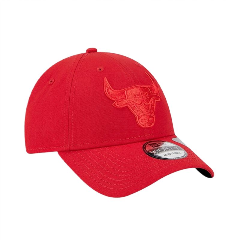 New Era 9FORTY NBA Chicago Bulls Repreve Outline Cap - 60424787 Odzież/Czapki/Czapki z daszkiem Your Sports Performance
