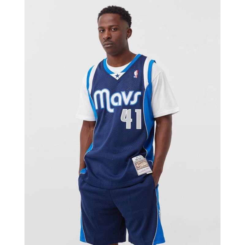 Mitchell &amp; Ness NBA Swingman Dallas Mavericks Dirk Nowitzki M T-shirt SMJY1148-DMA11DNOASBL Clothing/Lifestyle/T-shirts/Mitchell & Ness Your Sports Performance