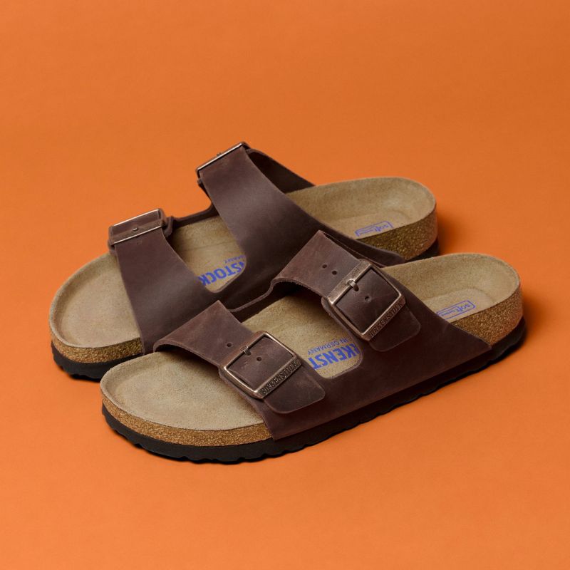 Birkenstock Arizona Soft Footbed Oiled Leather Habana Narrow Women's Slides (0452763) Footwear/Lifestyle/Brinkenstock/Klapki/chodaki Birkenstock